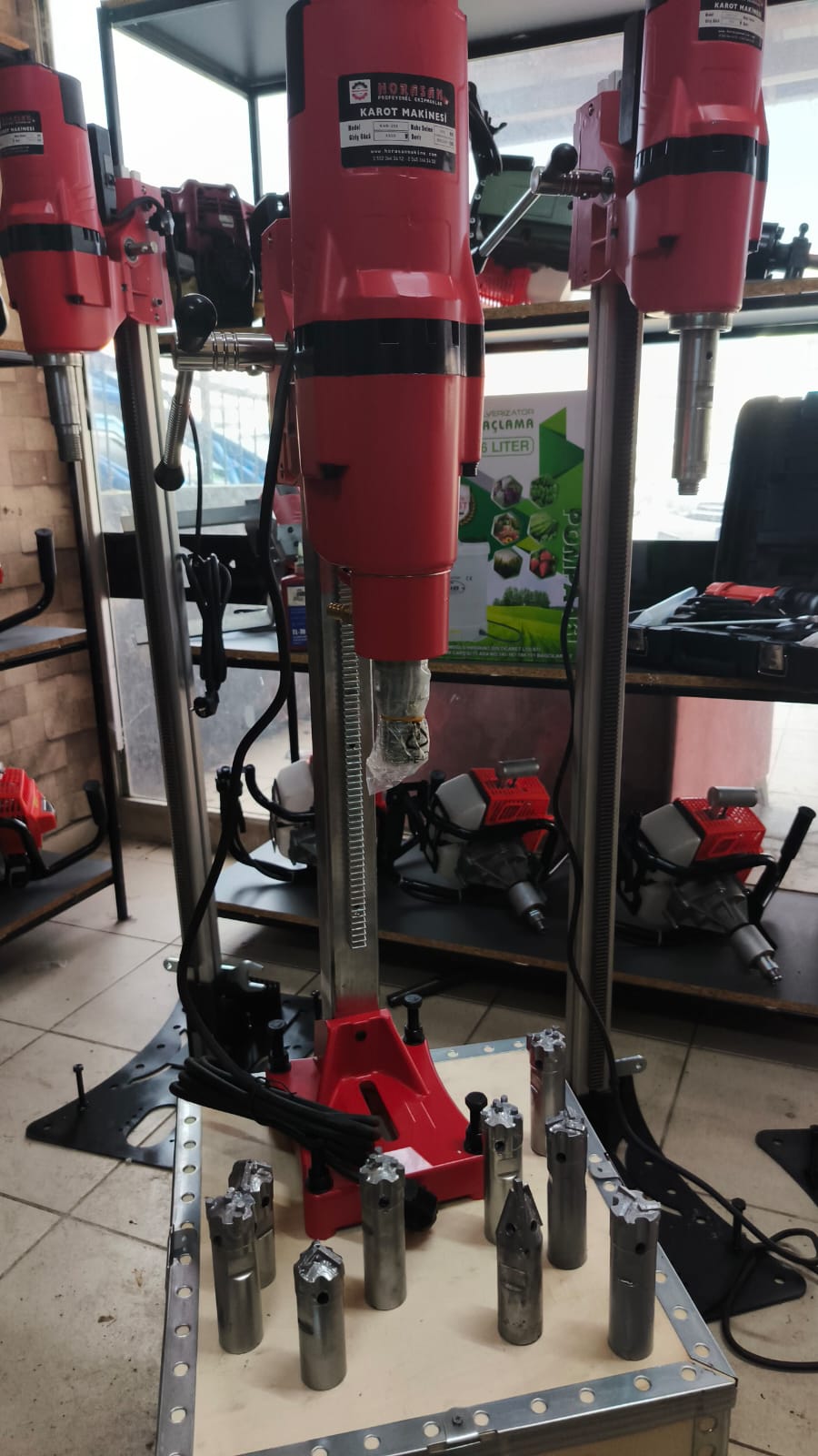 ELEKTRİKLİ SEHPALI SONDAJ VE KAROT MAKİNASI 3850 WT